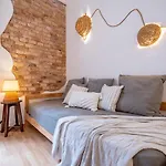 Acogedor Apartamento En Serrallo